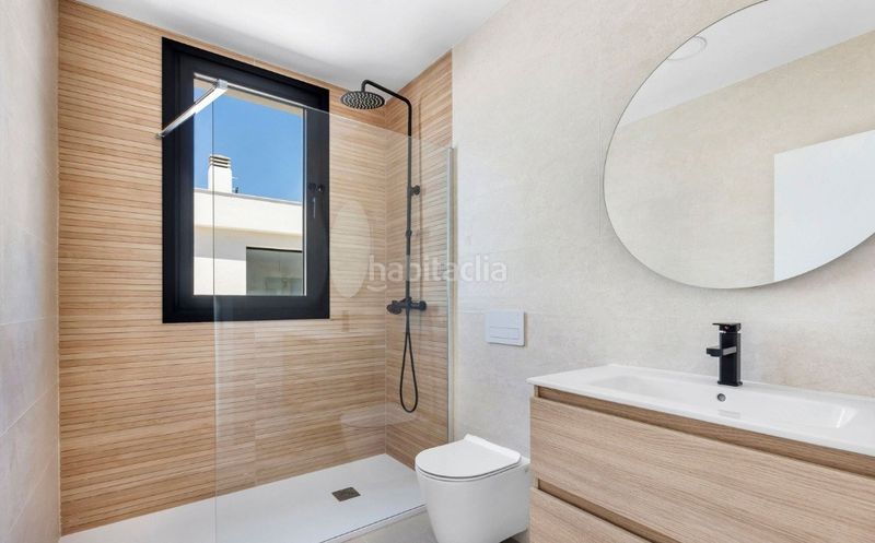 Foto 92603495-c356-4d9a-b150-64ed04ec426a. Casa amb aparcament piscina a Los Balcones-Los Altos Torrevieja