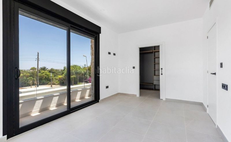 Foto 98fc3dba-98bf-42b5-8c08-d327804bdee0. Casa amb aparcament piscina a Los Balcones-Los Altos Torrevieja