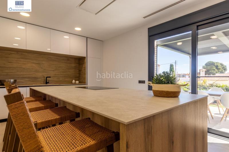 Foto 0cea29e6-8563-401c-b6a6-13f3ddc7efc9. Chalet with heating parking pool in Vilafortuny Cambrils