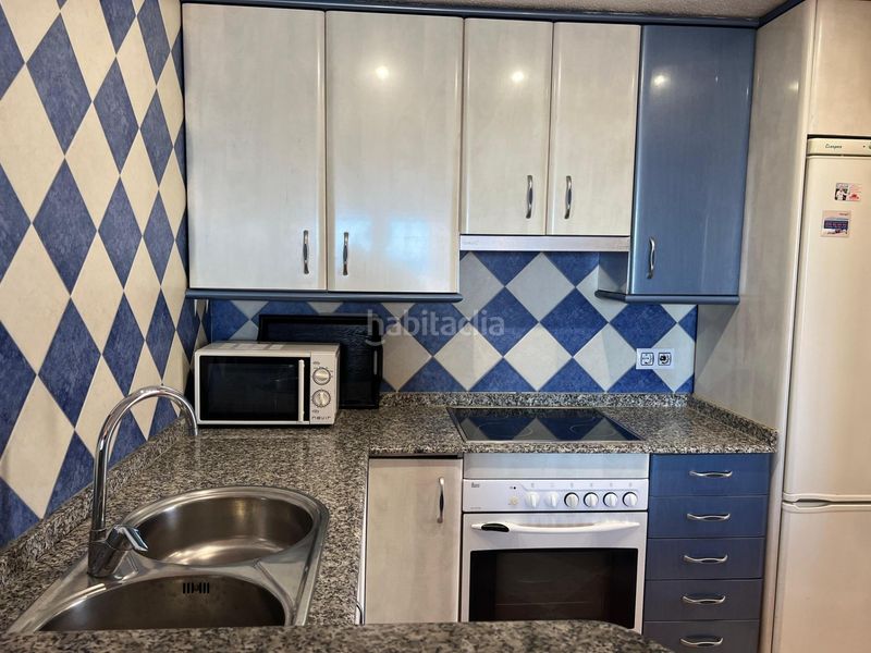 Foto b94e9ac9-5c7a-40df-a19f-7dcf19c554ca. Pis amb aparcament a Playa Levante Benidorm