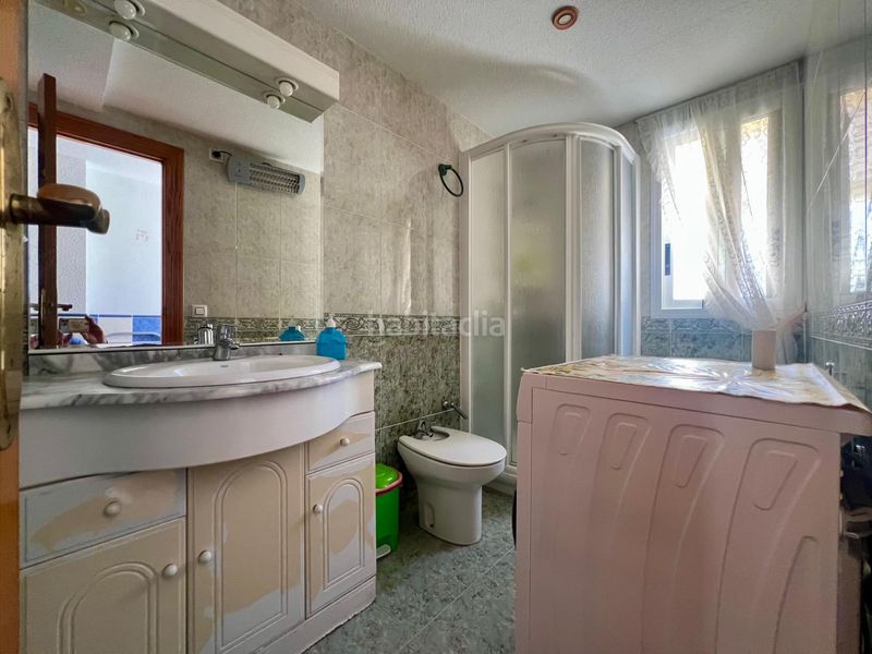 Foto c51b7eef-ab08-4aa1-9ff7-7f38dbfec4a1. Pis amb aparcament a Playa Levante Benidorm