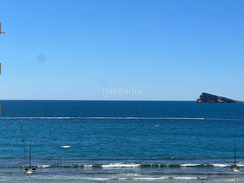 Foto ce6bc31a-3767-45f5-b293-28d18b216c56. Pis amb aparcament a Playa Levante Benidorm