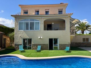 Xalet en Urbanizaciones. Chalet en urb coblanca benidorm