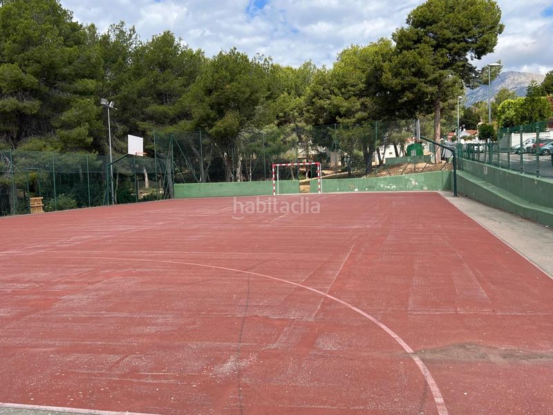 Foto bf3d5781-9b45-4d72-92a7-c7e587463364. Casa adossada amb piscina a Varadero Nucia (la)