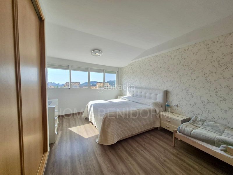 Foto 533f0cad-286f-4781-a034-d77dd38f39e7. Casa adossada amb aparcament piscina a balcón de Finestrat-terra marina Finestrat