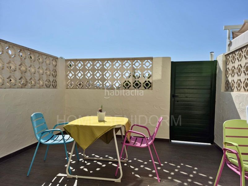 Foto b9d0c13d-7d2c-4c6d-970c-2b4ecf93ca6c. Casa adossada amb aparcament piscina a balcón de Finestrat-terra marina Finestrat