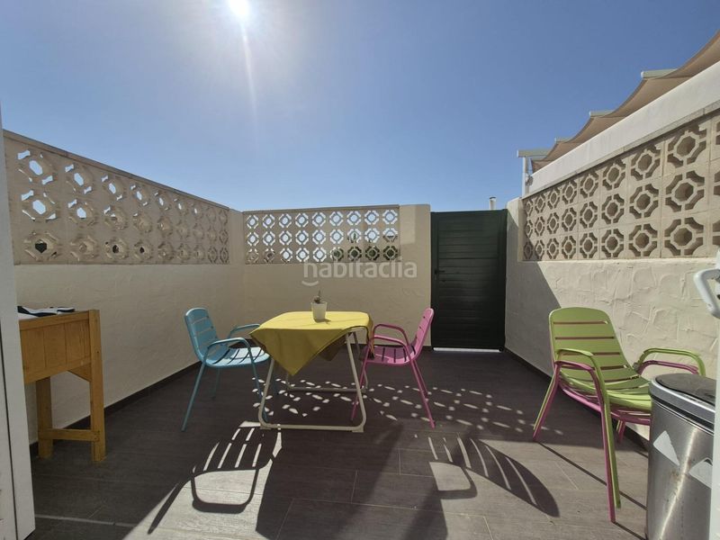Foto e42318ac-cac9-4f70-8de4-c3c3c696d563. Casa adossada amb aparcament piscina a balcón de Finestrat-terra marina Finestrat