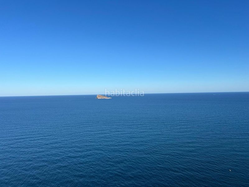 Foto 879135e0-7fed-48c6-87c6-e65820eaa6ff. Apartament amb aparcament piscina a Playa Poniente Benidorm