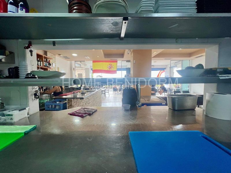 Foto 1856affb-8acb-4113-8f43-4c236830dc3e. Local comercial a Playa Poniente Benidorm