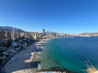 Lloguer Local Comercial a Playa Poniente. Traspaso de restaurante en primera línea de la playa de poniente