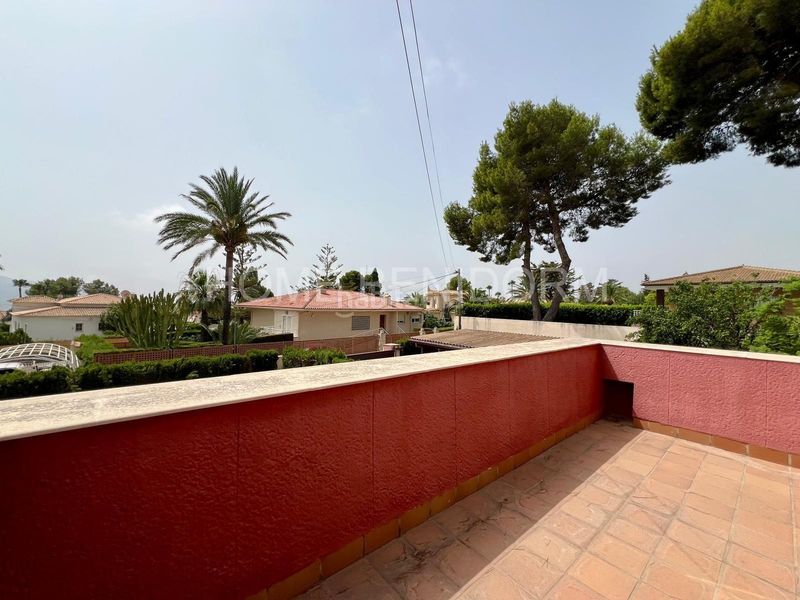 Foto 01eed35e-b56a-4044-9486-8e3924516c8d. Xalet amb aparcament piscina a Urbanizaciones Benidorm