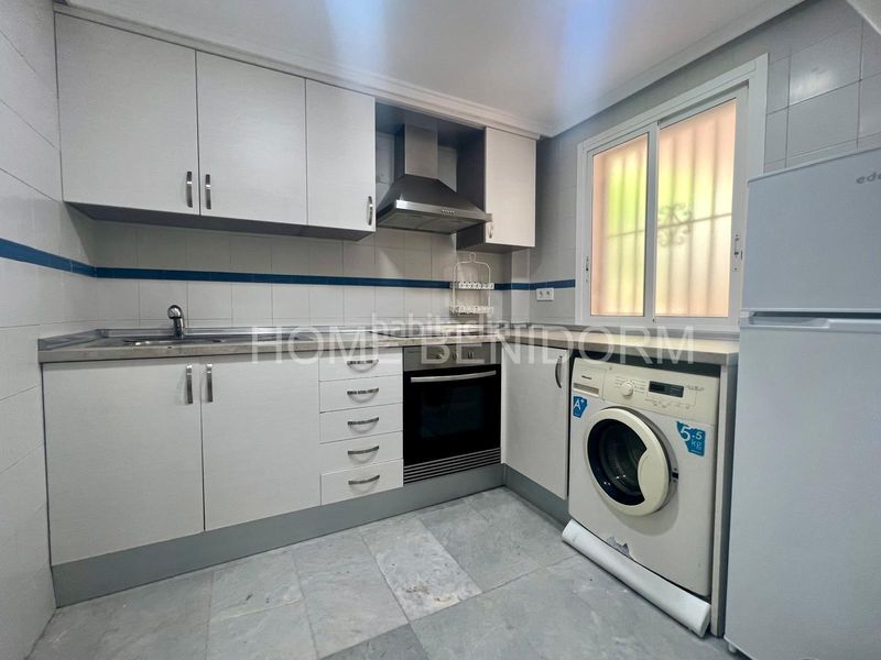Foto 2ef59e06-17c7-463d-affe-aca6ad0cda94. Apartament amb aparcament piscina a Playa Poniente Benidorm