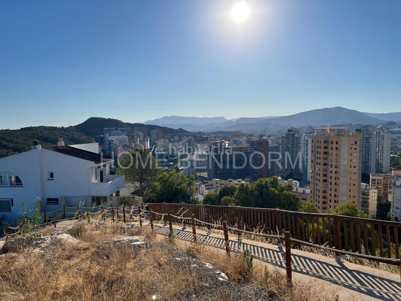 Foto 7afca86d-ee73-4a1f-9ded-72fc625a5ed7. Apartament amb aparcament piscina a Playa Poniente Benidorm