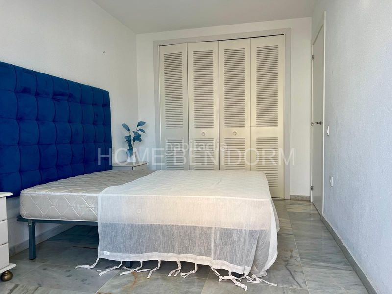 Foto 8eb979e5-c484-4afe-b38a-e2e3881cead4. Apartament amb aparcament piscina a Playa Poniente Benidorm