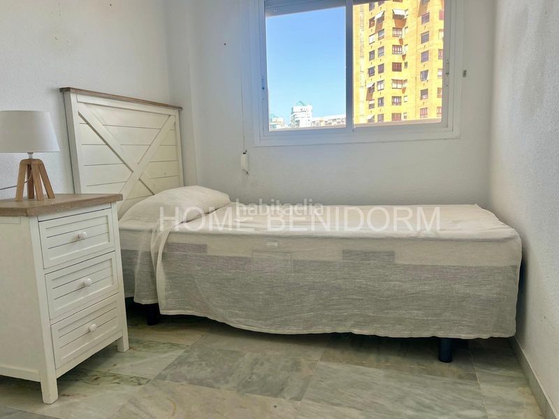 Foto af417dd4-2a82-4964-b3d2-ae4149794fd2. Apartament amb aparcament piscina a Playa Poniente Benidorm