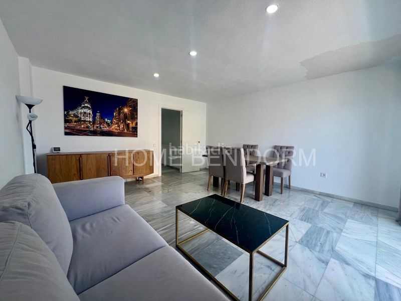 Foto bef73747-d5de-4e83-94cb-54aac6cfd2d4. Apartament amb aparcament piscina a Playa Poniente Benidorm