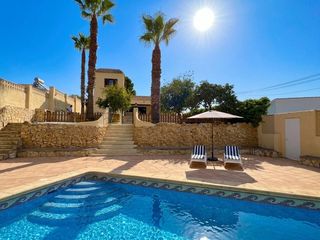 Location Chalet à Barranco Hondo. Villa independiente en alquiler  la nucía
