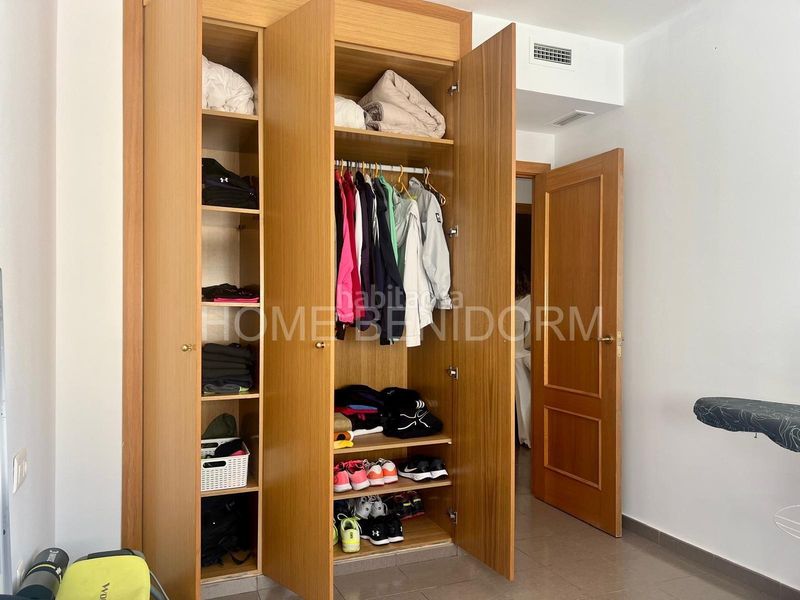 Foto d9f17505-3e63-43dd-a344-b898f567e765. Chalet  de 3 habitaciones con vistas al mar y montaña en balcón terra marina en Finestrat