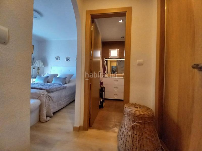 Foto e688f737-01dc-4fc2-9ea7-d79b0fc7f10e. Casa adossada amb calefacció aparcament piscina a Nucia (la)