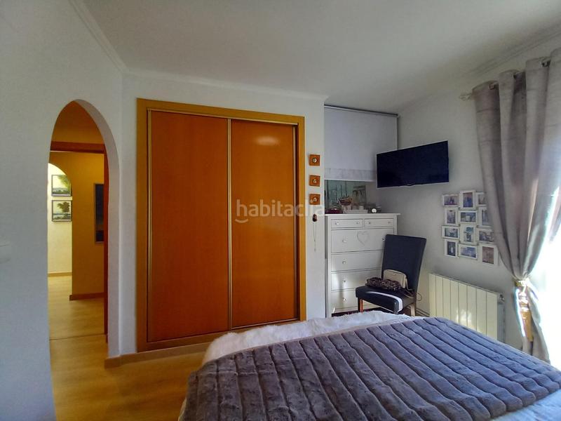 Foto e7327e23-c61f-4eab-9808-9c8eeb47b0bd. Casa adossada amb calefacció aparcament piscina a Nucia (la)