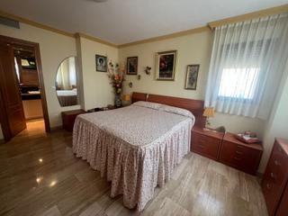 Flat in Playa Poniente. Piso a la venta con vistas al mar en la cala de benidorm
