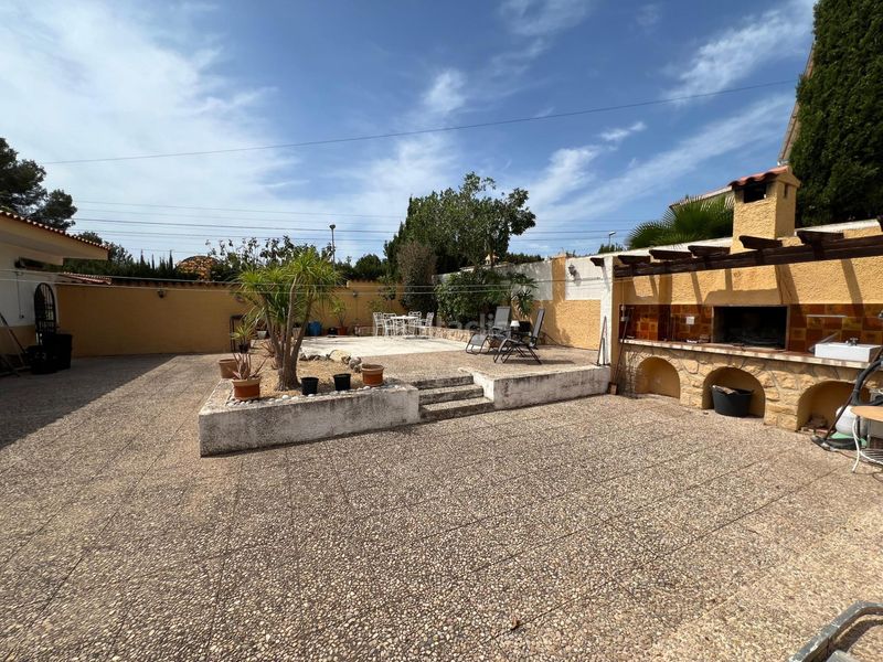 Foto e7d1ded8-5067-4ea4-8fe2-3ed9efcbbd33. Xalet a Montebello - Nou Espai Nucia (la)