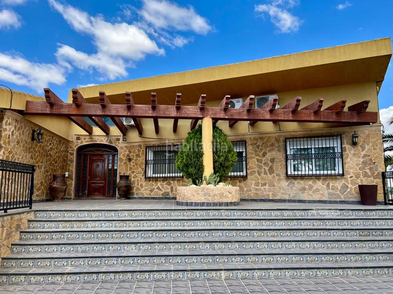 Foto 1b1a1a64-554b-4956-9461-26c1f41c3580. Casale con piscina in Sax