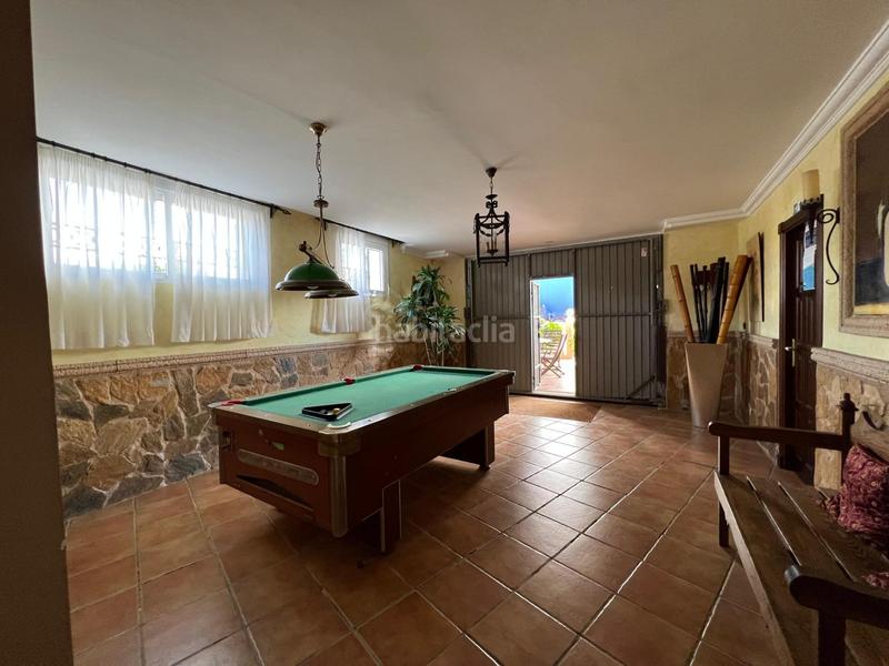 Foto 83ec5035-5ca4-4603-a96f-f94b8b035120. Casale con piscina in Sax