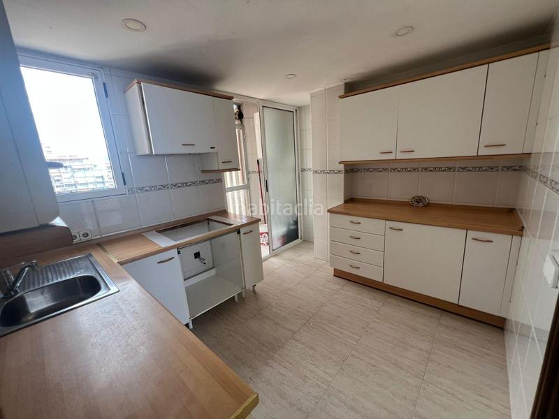 Foto 4ae5d362-05d2-4b1f-9801-5a046ae7e507. Appartamento con parcheggio piscina in Playa Levante Benidorm