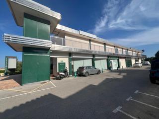 Local Comercial a La Nucia Pueblo. Conjunto de 14  locales  centro comercial la nucia