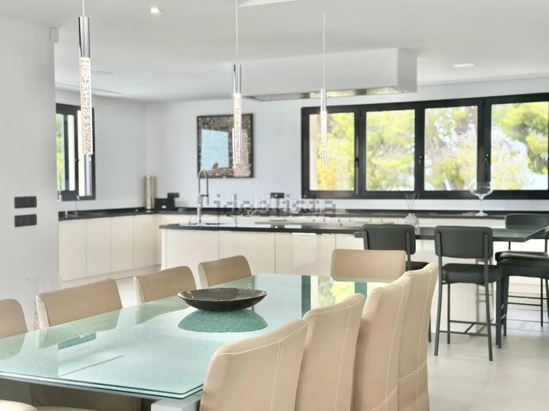 Foto 40fb39d0-77db-4a6a-9b26-85a6c4fb3053. Chalet avec chauffage parking piscine dans Altea la vella Altea