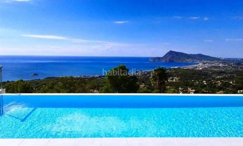 Foto c19c3a86-44ce-438d-8910-5d8b887f014a. Chalet avec chauffage parking piscine dans Altea la vella Altea