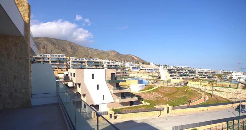 Foto ab974227-578a-4342-b488-995fb02ac160. Attico con parcheggio piscina in balcón de Finestrat-terra marina Finestrat
