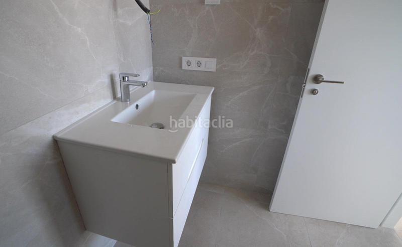 Foto c64728eb-610d-47b0-a3da-07a02451c0f1. Attico con parcheggio piscina in balcón de Finestrat-terra marina Finestrat