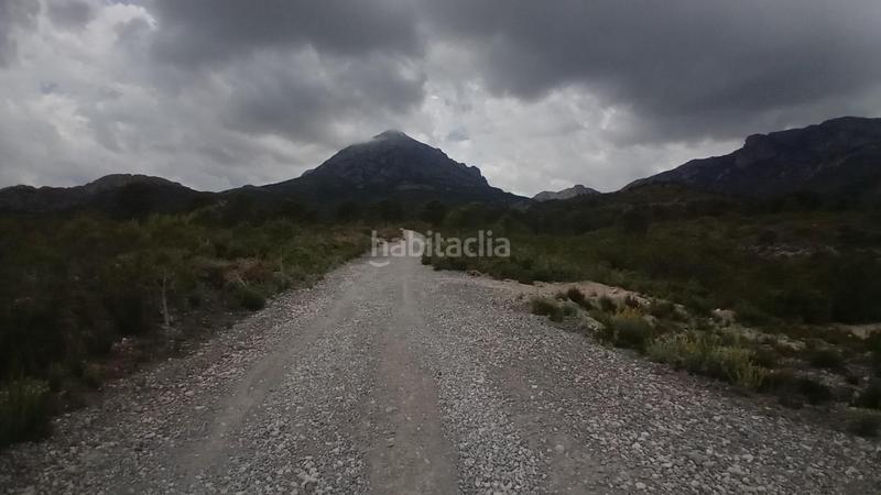 Foto a80d66d9-c4c7-47b1-8887-c19fcb562e9e. Terreno residencial parcela la nucia en La Nucia Pueblo Nucia (la)