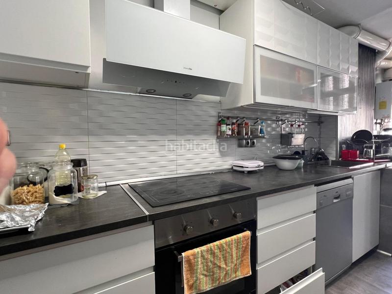 Foto bed79d81-45fd-4ba7-a657-4e5a6dcfc61e. Piso  de 3 habitaciones con garaje en Colonia Madrid Benidorm