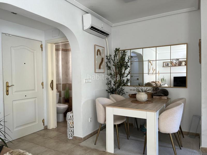 Foto 4f6ff881-954b-468e-a7ba-86293a50e050. Casa adossada amb piscina a Pueblo Acantilado-Lanuza Campello (el)