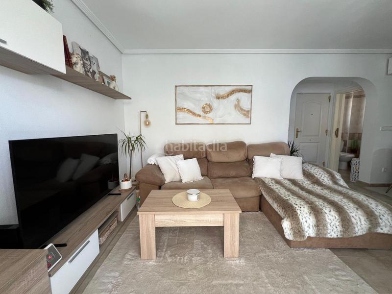 Foto 7984e22d-eba1-4d15-a27c-4606a99500ab. Casa adossada amb piscina a Pueblo Acantilado-Lanuza Campello (el)