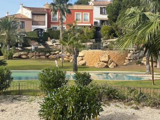 Casa adossada a Golf Bahía. Adosado de 3 habitaciones en  zona golf bahia finestrat