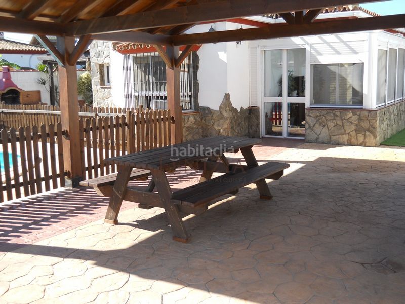 Foto ff746785-b928-4e0d-b1d4-20b30e54d3fb. Xalet amb xemeneia aparcament piscina a Los Franceses - La Vega Chiclana de la Frontera