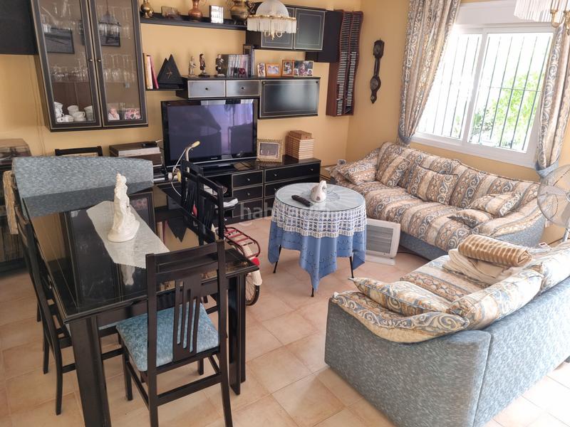 Foto 1795b4c8-dda3-478d-ae6f-a08cb53f5b7a. Maison jumelée avec parking piscine dans San Andrés Golf Chiclana de la Frontera