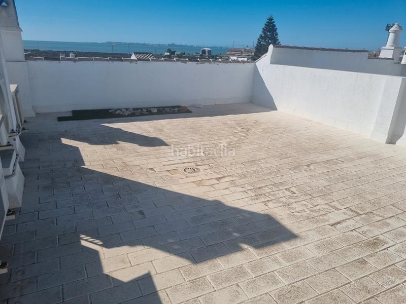 Foto 505ec4a2-0251-41a5-ba61-680078f869bb. Alquiler casa adosada casa bien ubicada en Hornos Púnicos San Fernando