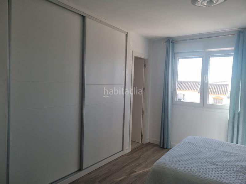 Foto bb86dd0d-34f0-4e98-977e-5ede84c290d5. Alquiler casa adosada casa bien ubicada en Hornos Púnicos San Fernando