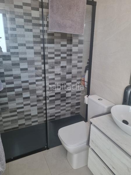 Foto d1d50548-a540-40ce-8997-40f8ceb0b7db. Alquiler casa adosada casa bien ubicada en Hornos Púnicos San Fernando