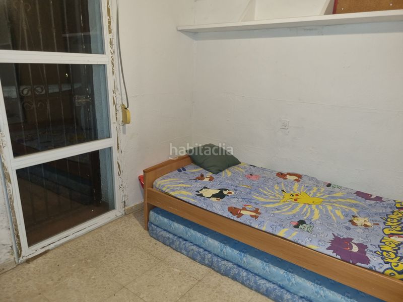 Foto f0d24e64-ce41-4800-989a-0312e21dc704. Casa pareada casa en urbanización privada en San Andrés Golf Chiclana de la Frontera