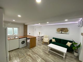Affitto Piccolo appartamento in Calle mar adriático 59. Periodo vacacional de julio/agosto
