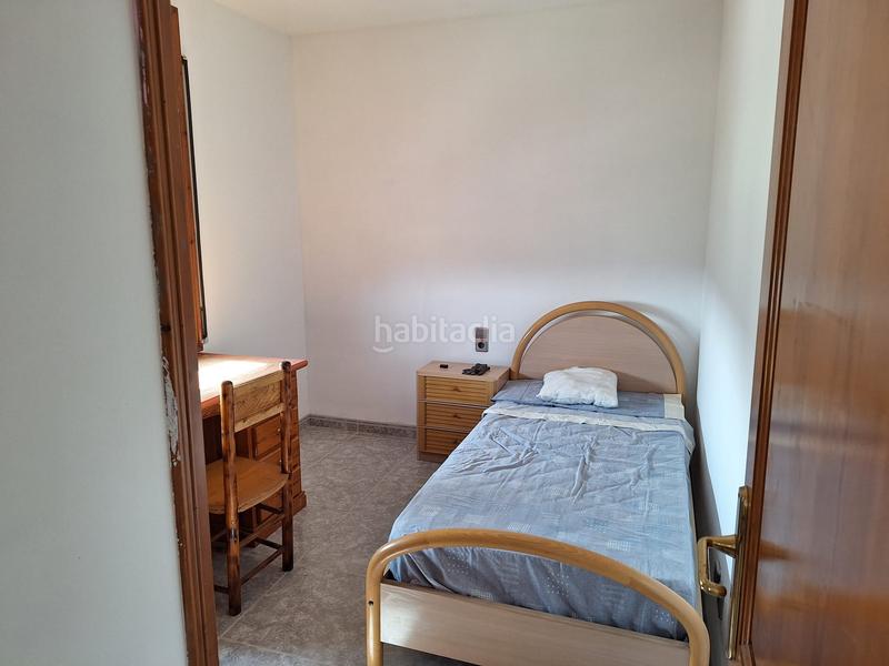 Foto b607368e-e5b5-4611-afea-263054652d44. Xalet amb xemeneia calefacció aparcament a Marítima Nord Torredembarra