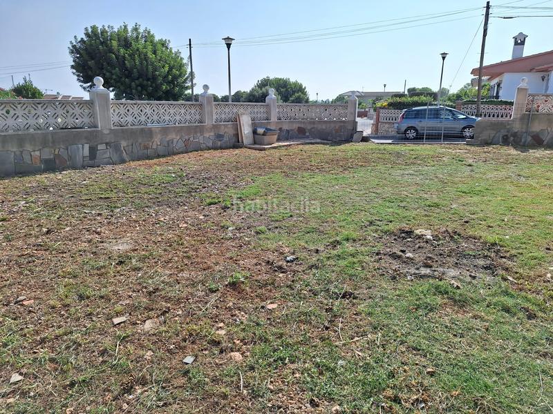 Foto c54b3c77-e8ed-4774-9e65-36e2653e01b2. Xalet amb xemeneia calefacció aparcament a Marítima Nord Torredembarra
