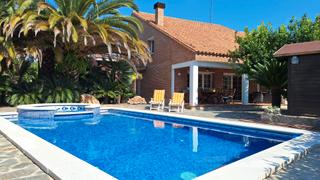 Xalet a Urbanitzacions de Llevant. Chalet en venta urbanizacion bosques de tarragona