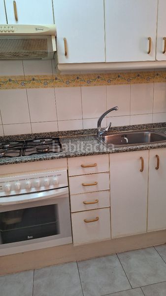 Foto 0f7c70d9-bcbd-4263-9c5e-fb8386e16ae1. Casa aparellada amb xemeneia calefacció aparcament piscina a Torredembarra
